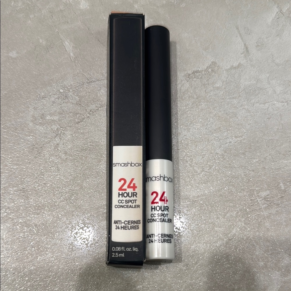 Smashbox 24 Hour CC Spot Concealer for Flawless Coverage - Light - Picture 1 of 1